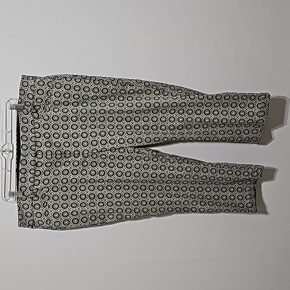 Lane Bryant Ankle Pants - Picture 3 of 9